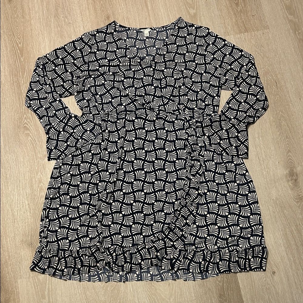 Cato Plus Size V-Neck Patterned Ruffled Hem Wrap Dress Top